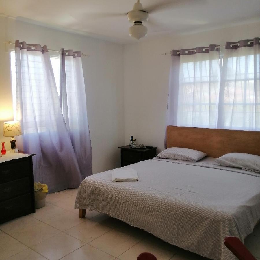 Posada Dilia Del Alba Santo Domingo Esterno foto